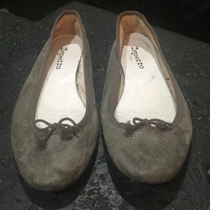 Repetto Grey Suede Ballet Flats 38