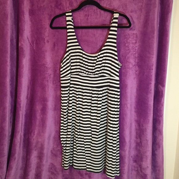 Apt. 9 Dresses & Skirts - ❗️SALE❗️Black and white stripe cotton dress