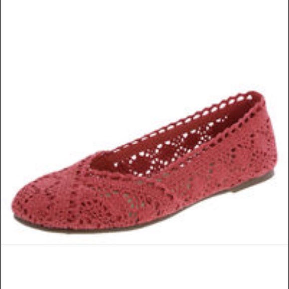 New in box American Eagle  Charlotte crochet flats
