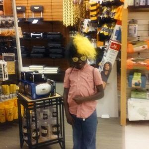 Meet your Posher, Andra