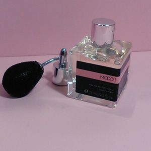 Victoria Secret discontinued Mood Yearn Fragrance