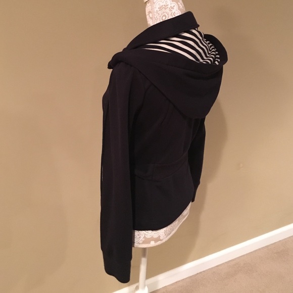 Navy jacket - Picture 2 of 2