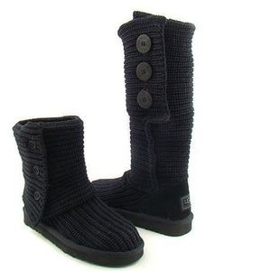 ☃Ladies Black Cardy Uggs