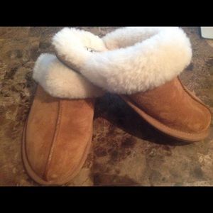 Ugg never worn slippers
