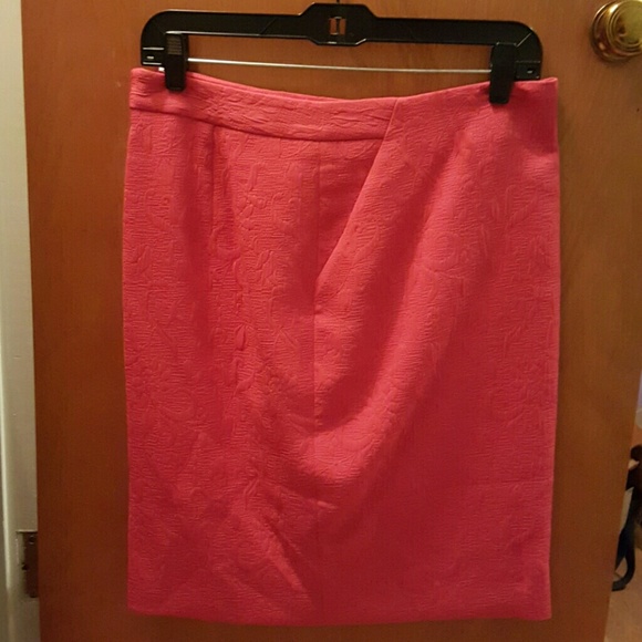 Pencil skirt