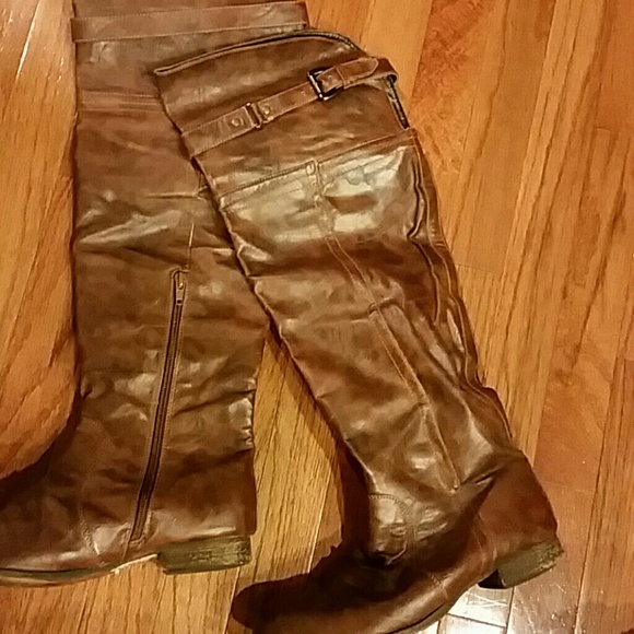 Carlos Santana over the knee OTK boot brown 9