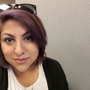 Meet your Posher, Ester