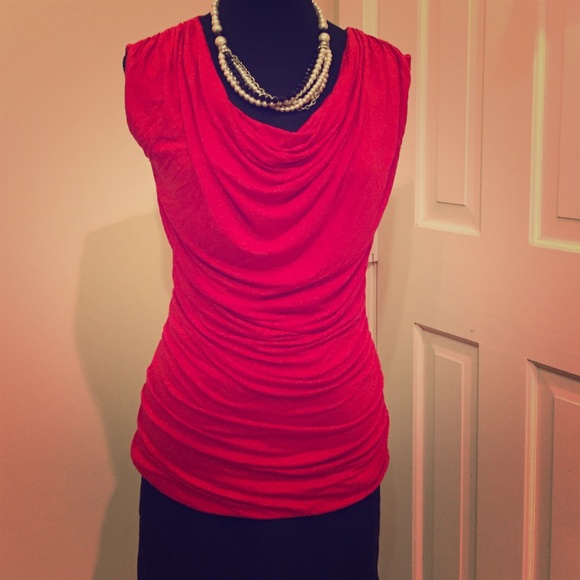 Red Express blouse size small 😍👠💋💄