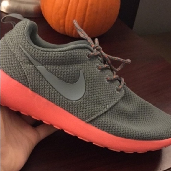 Gray and Coral Nike Roshe Runs