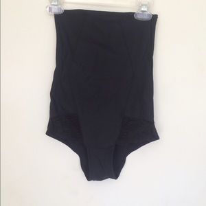 Extra high waisted underwear