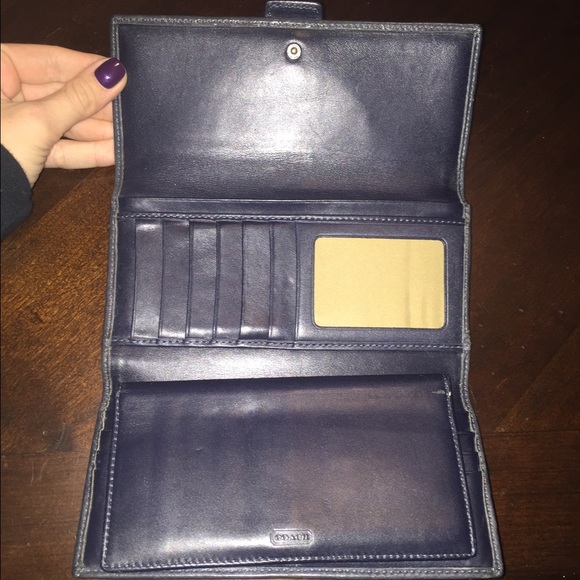 Authentic coach wallet - Picture 3 of 3
