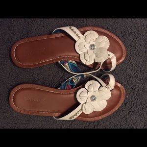 Flower sandals