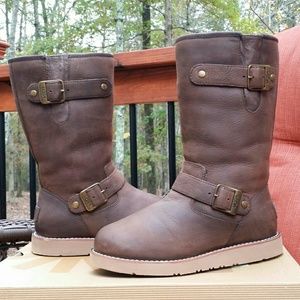 UGG AUSTRALIA KENSINGTON II BOOTS NEW !!!