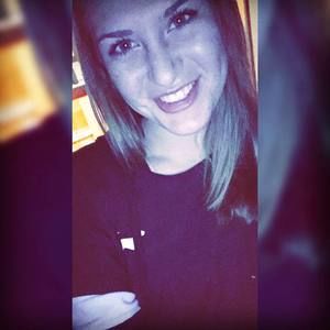 Meet your Posher, Alyson