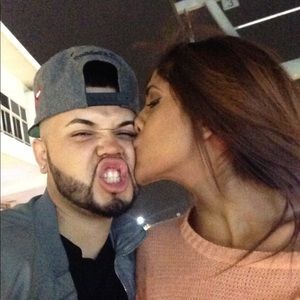 Meet your Posher, Alvaro