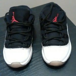 Nike Air Jordan Retro 11 size 10c
