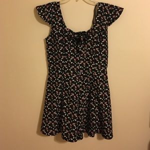 Romper black w flowers
