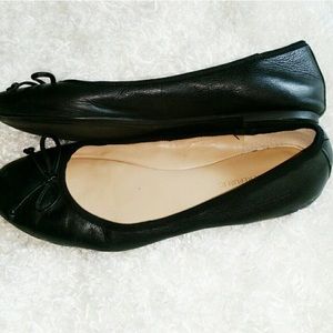 Black Banana Republic Flats