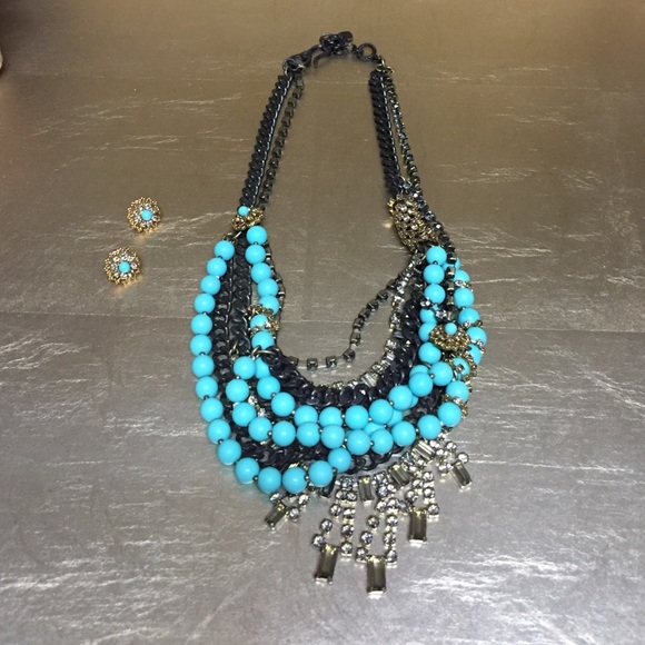 Stella & Dot Necklace and Earrings