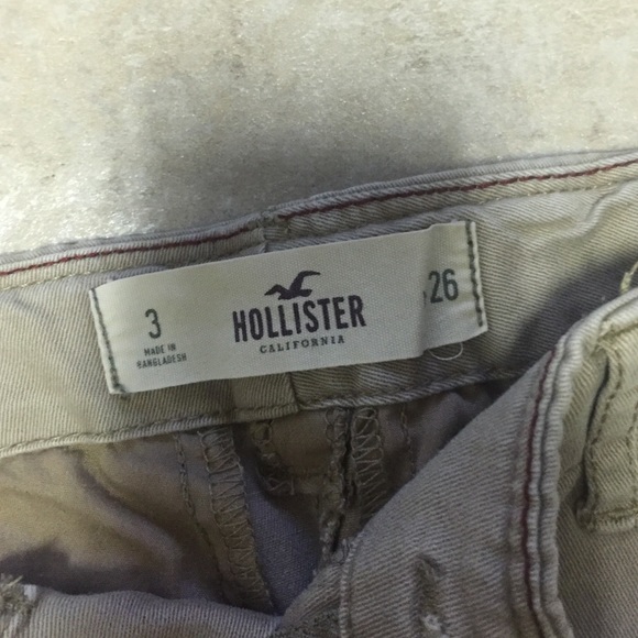 Hollister shorts - blue and khaki - Picture 2 of 3