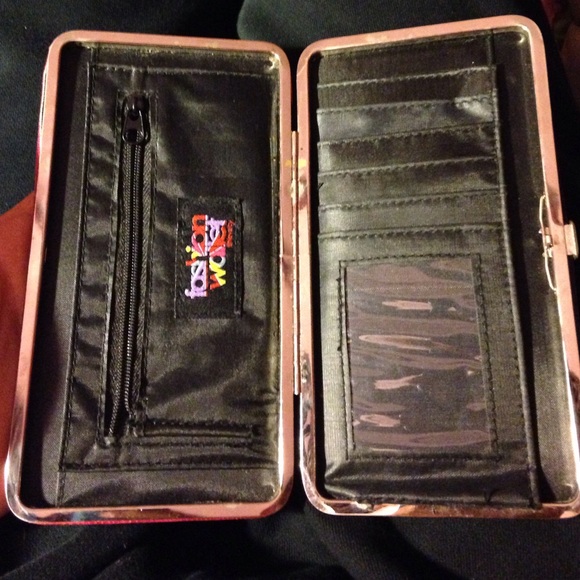 Wallet - Picture 3 of 4