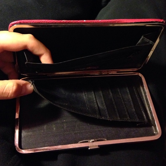 Wallet - Picture 4 of 4