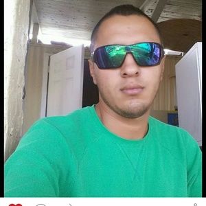 Meet your Posher, Andres