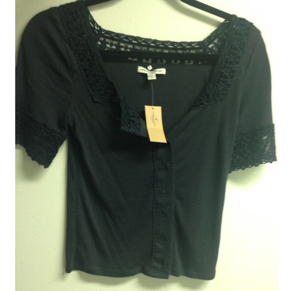 American Eagle Outfitters Tops - American Eagles baby style shirt never worn