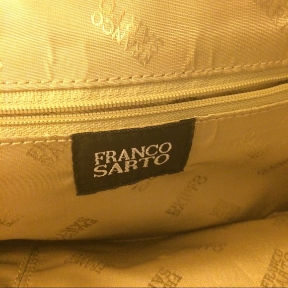 Periwinkle Franco Sarto shoulder purse - Picture 3 of 3