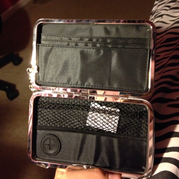 Sequined wallet - Picture 3 of 3