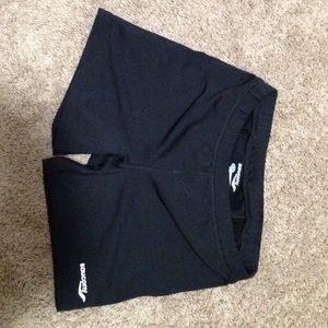 Saucony black running tight short