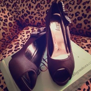 Open toe heels