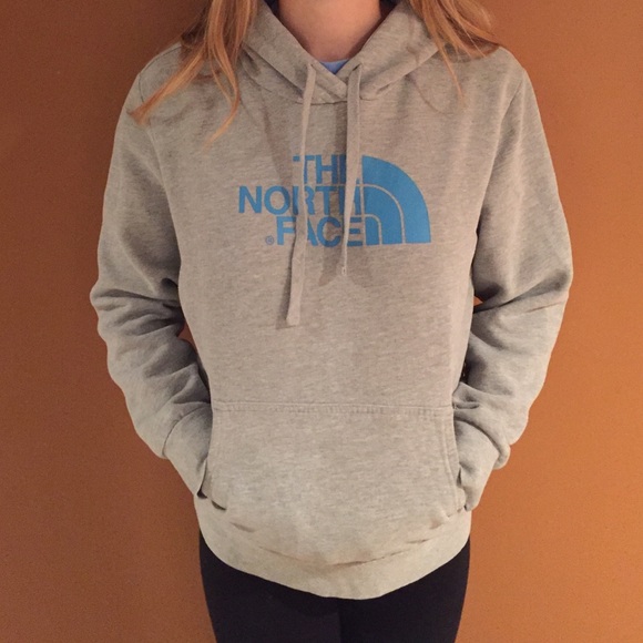 FINAL PRICE DROP! North Face Hoodie