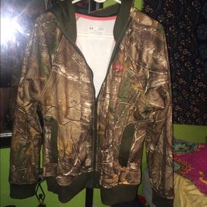 hooded UnderArmour hunting jacket
