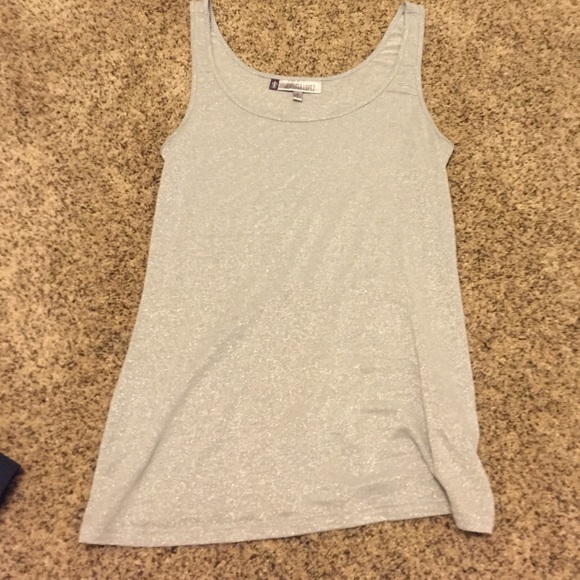 Jennifer Lopez sparkly gray tank top