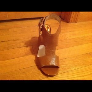 Wedge sandal by Michael kors