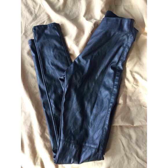 H&m faux leather leggings