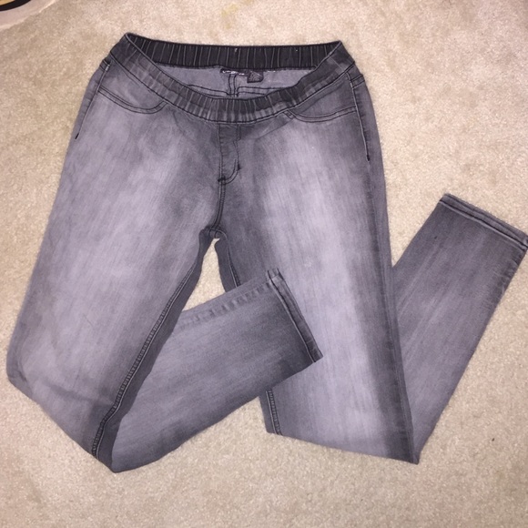Size Large Black jeggings