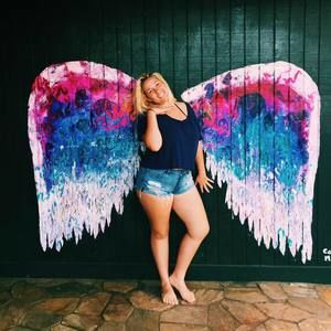 Meet your Posher, Hope