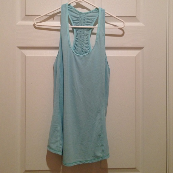 Lululemon tank