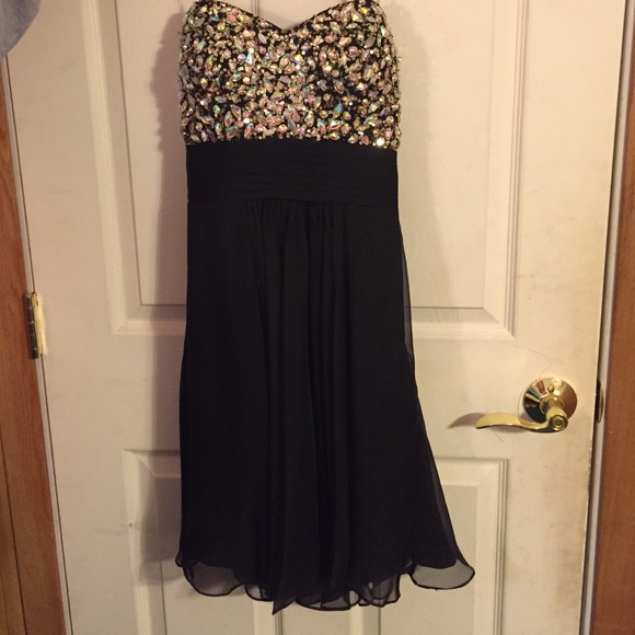 Beautiful formal dress!