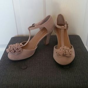 Blush Vintage Heels