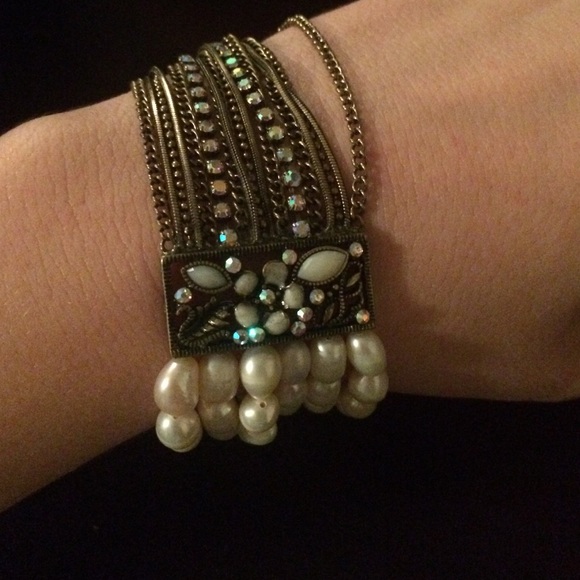 Jewelry - Vintage style bracelet