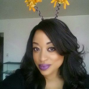 Meet your Posher, Neomi