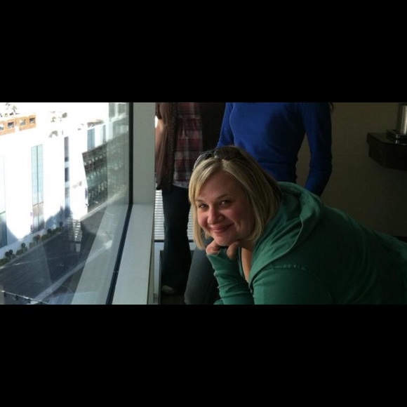 Meet your Posher, Darcy - Picture 1 of 1