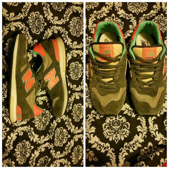 New Balance Classics 1300