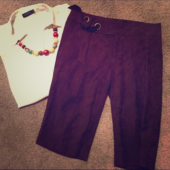 Cache Novelty Short