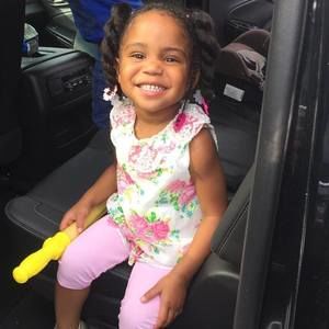 Meet your Posher, Ivory