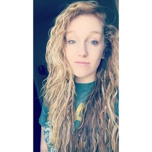 Meet your Posher, Kylee