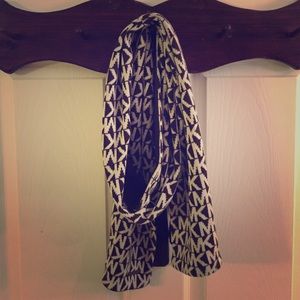 Michael Kors scarf
